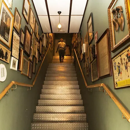 Pars Tailor'S Hostel-3